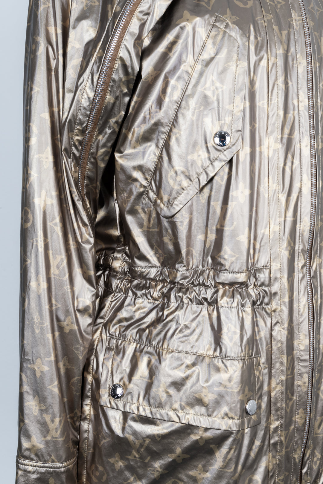 LOUIS VUITTON Metallic Windbreaker Coat MNG Gold