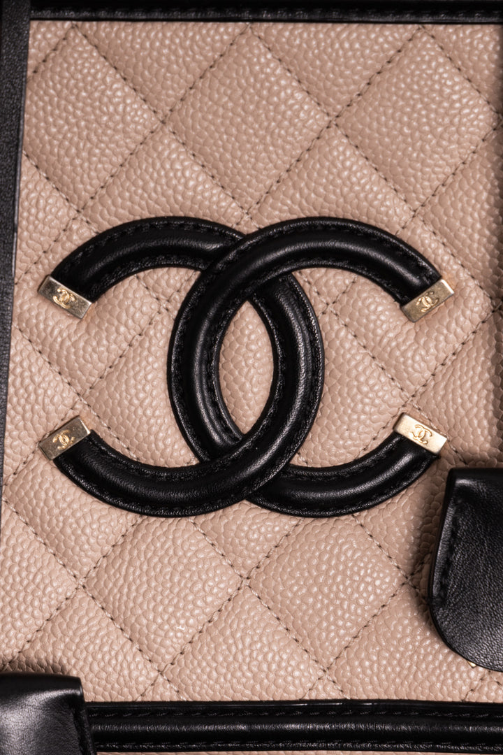 CHANEL Vanity Case Filigrane Petit Modèle Caviar Nude