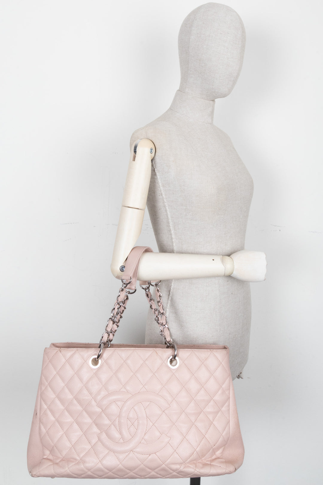 CHANEL GST XL Caviar Rose