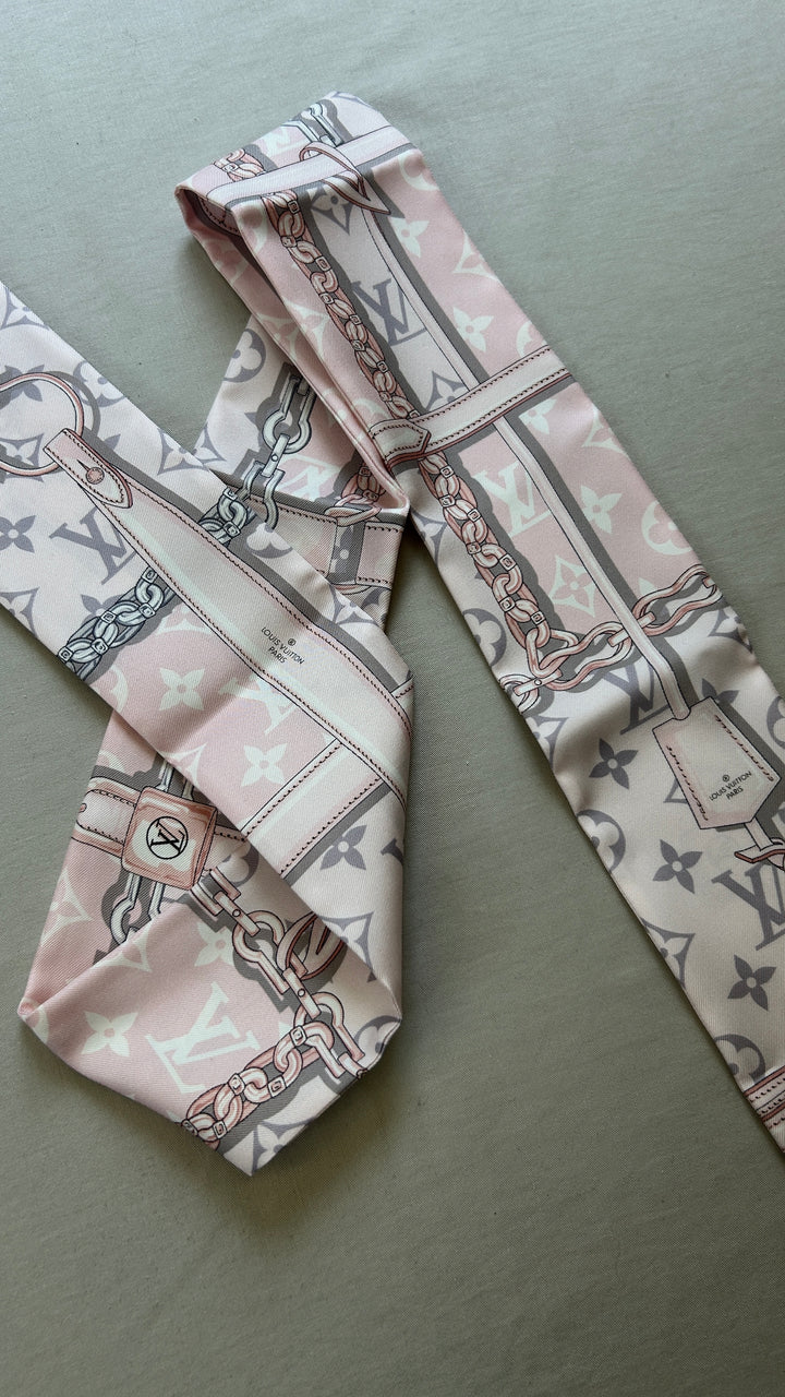 LOUIS VUITTON Bandeau Pink