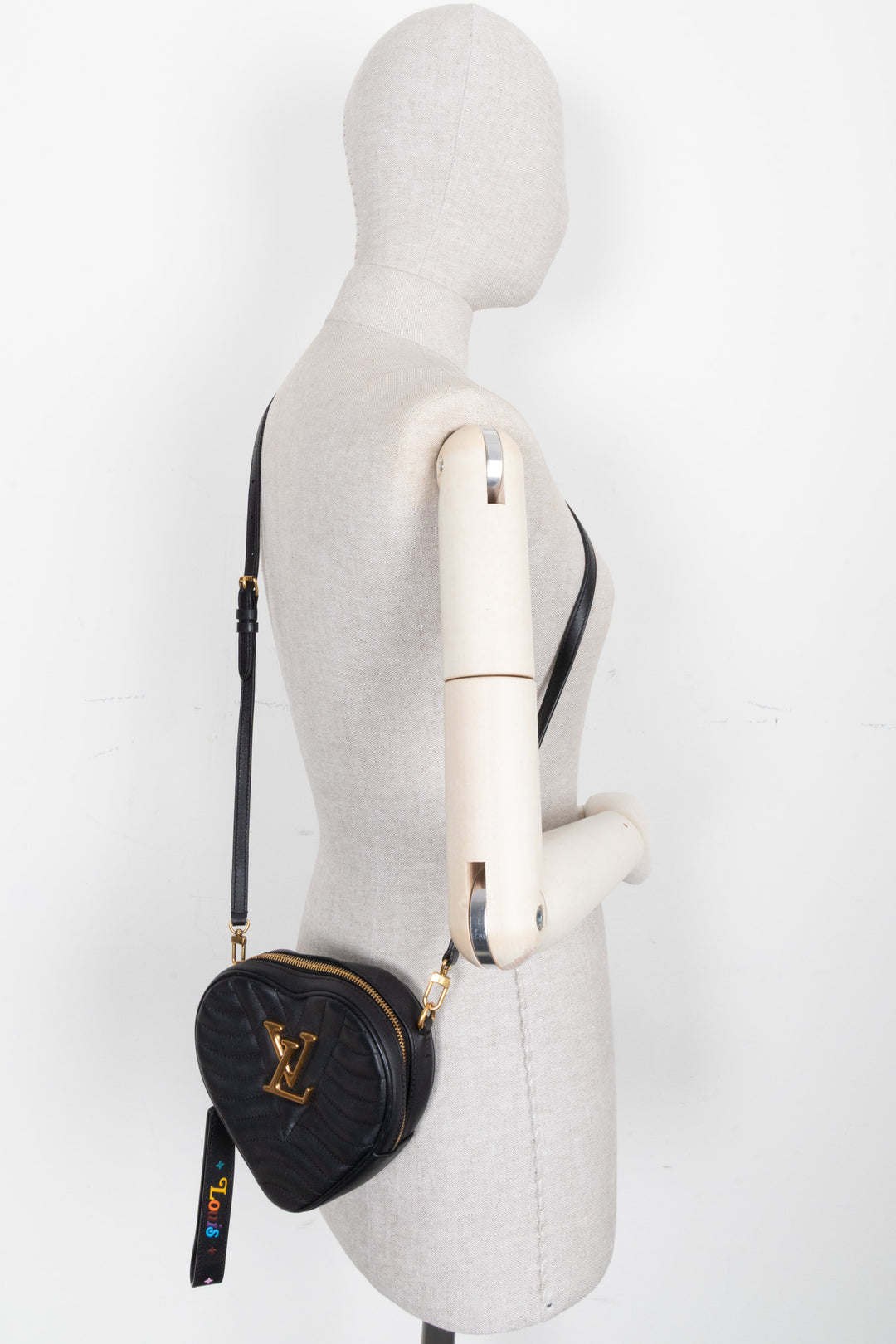 LOUIS VUITTON Sac Cœur New Wave noir