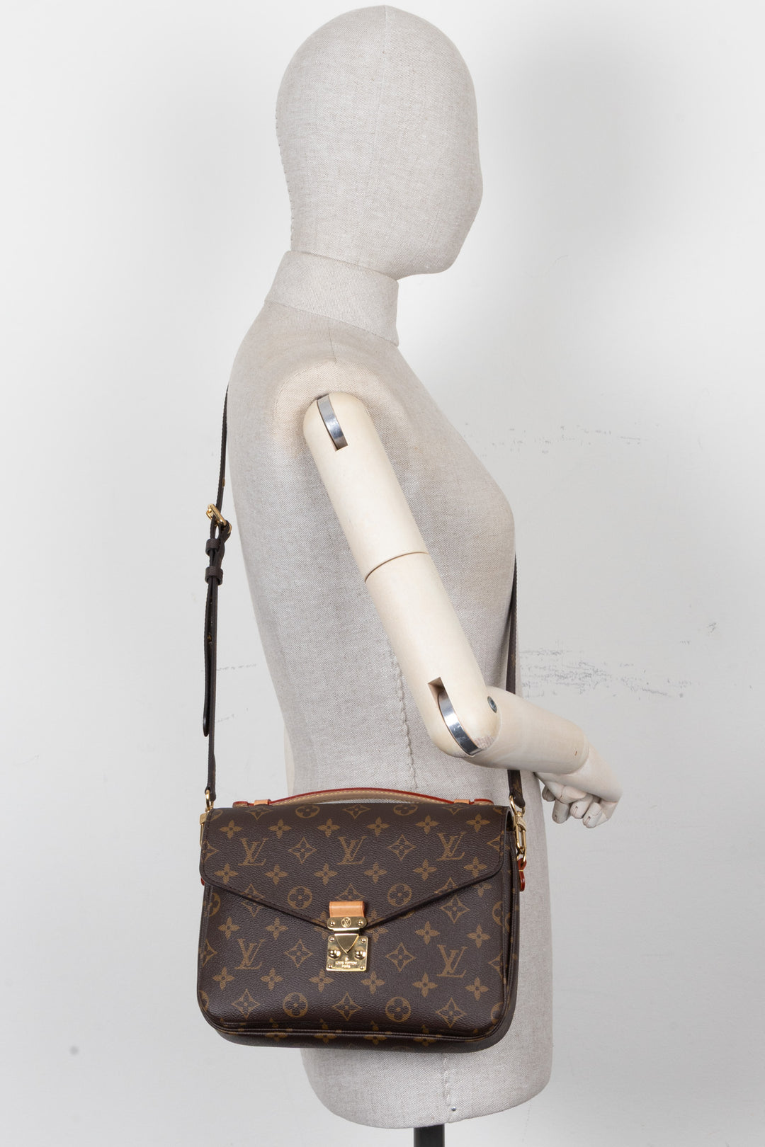 LOUIS VUITTON Sac bandoulière Pochette Métis Toile Monogram