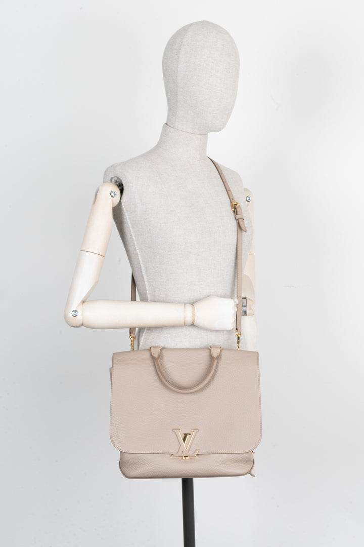 LOUIS VUITTON Sac bandoulière Volta Beige