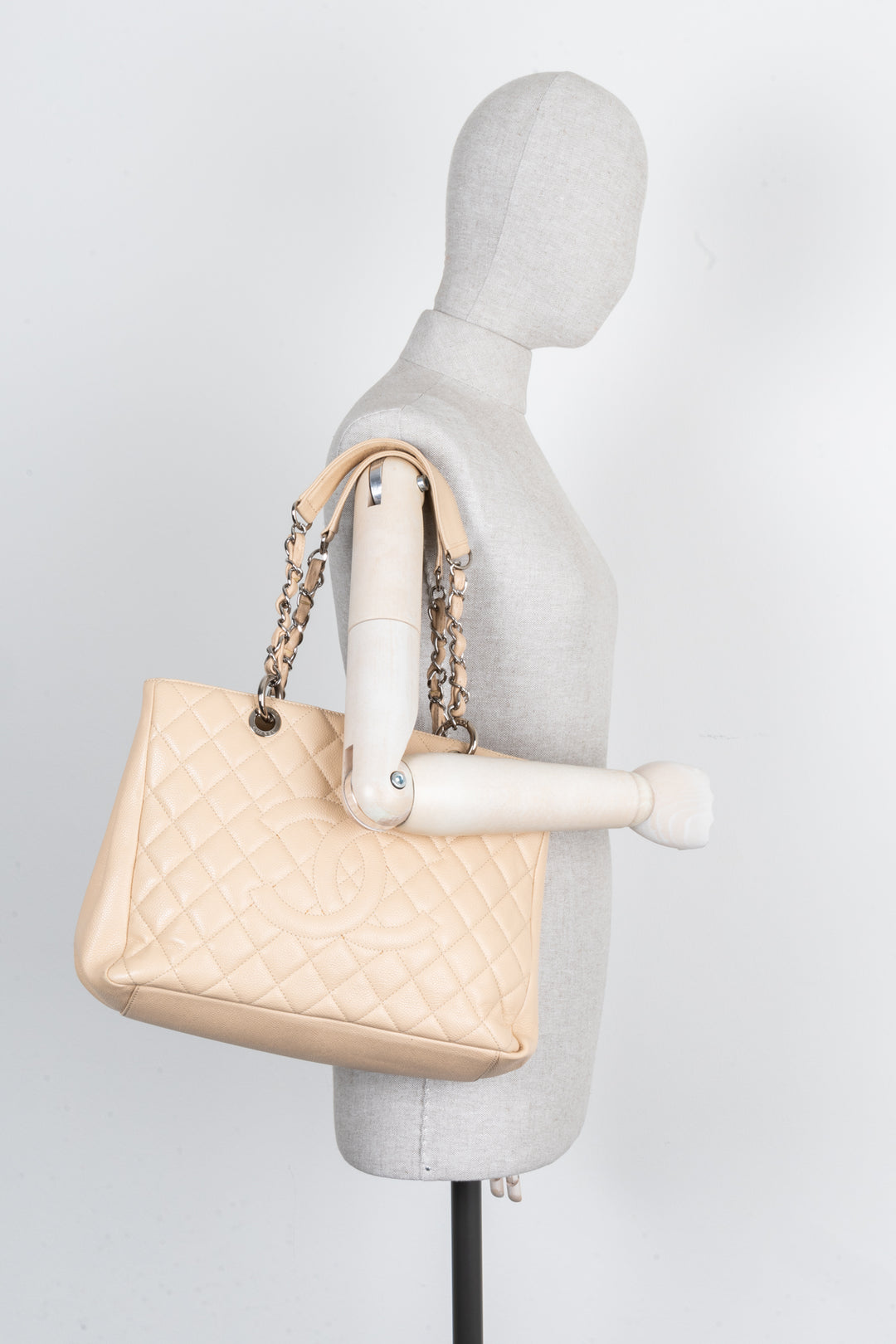 CHANEL GST Tote Bag Caviar Leather Beige