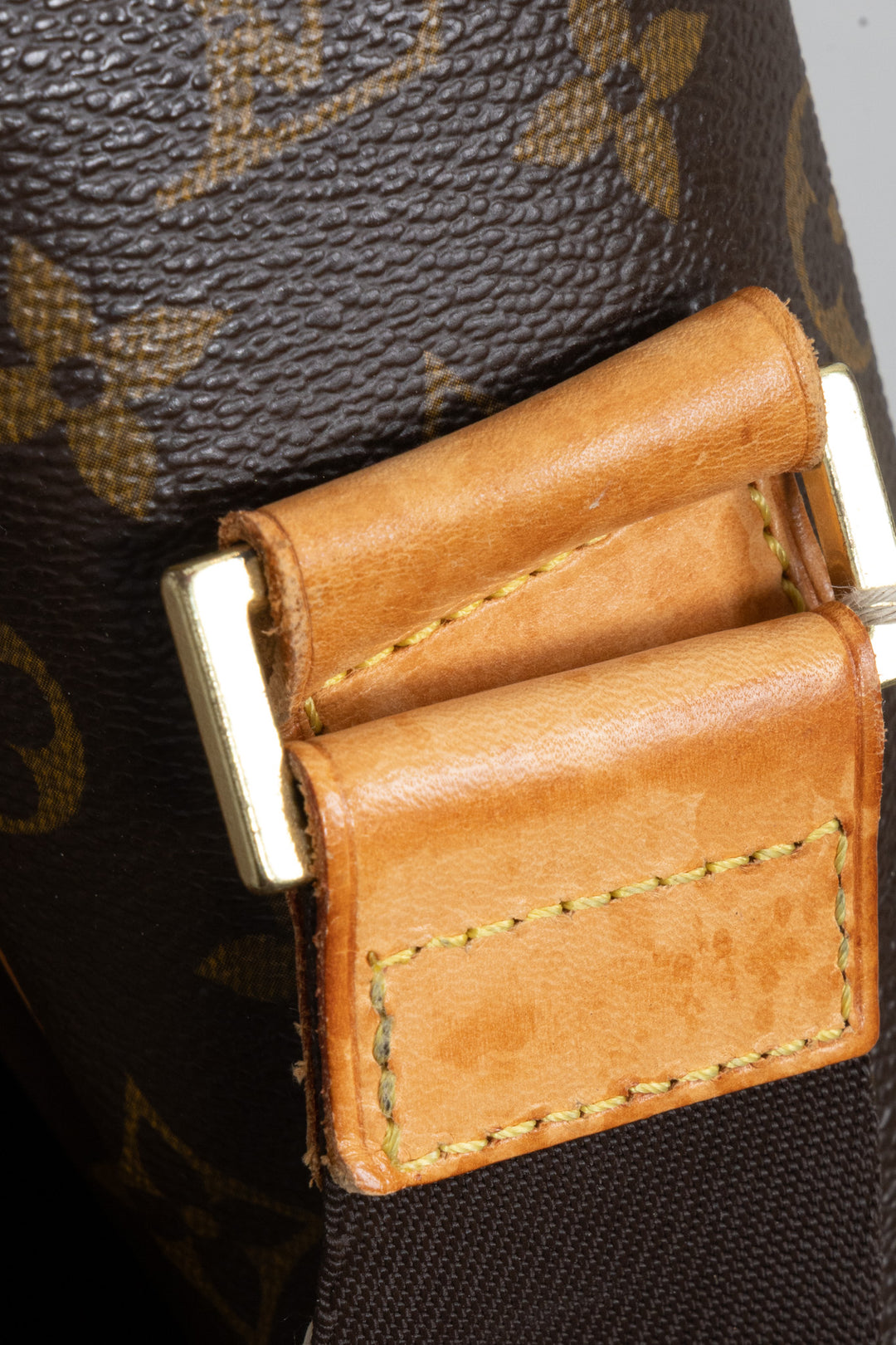 LOUIS VUITTON Sac Messager Abbesses MNG Toile