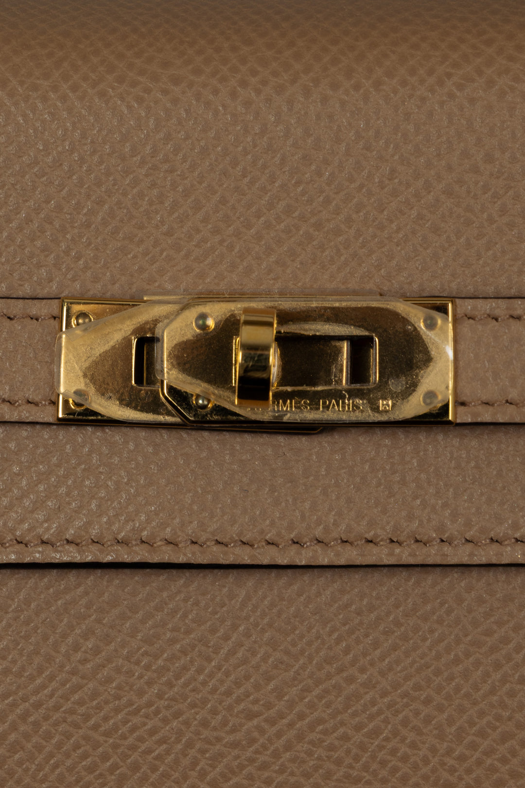 HERMÈS Kelly To Go Chai Mauve Sylvestre Epsom