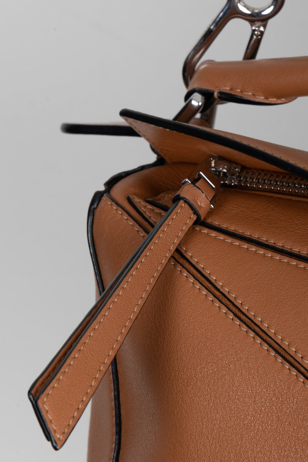Sac LOEWE petit modèle Puzzle Edge couleur fauve