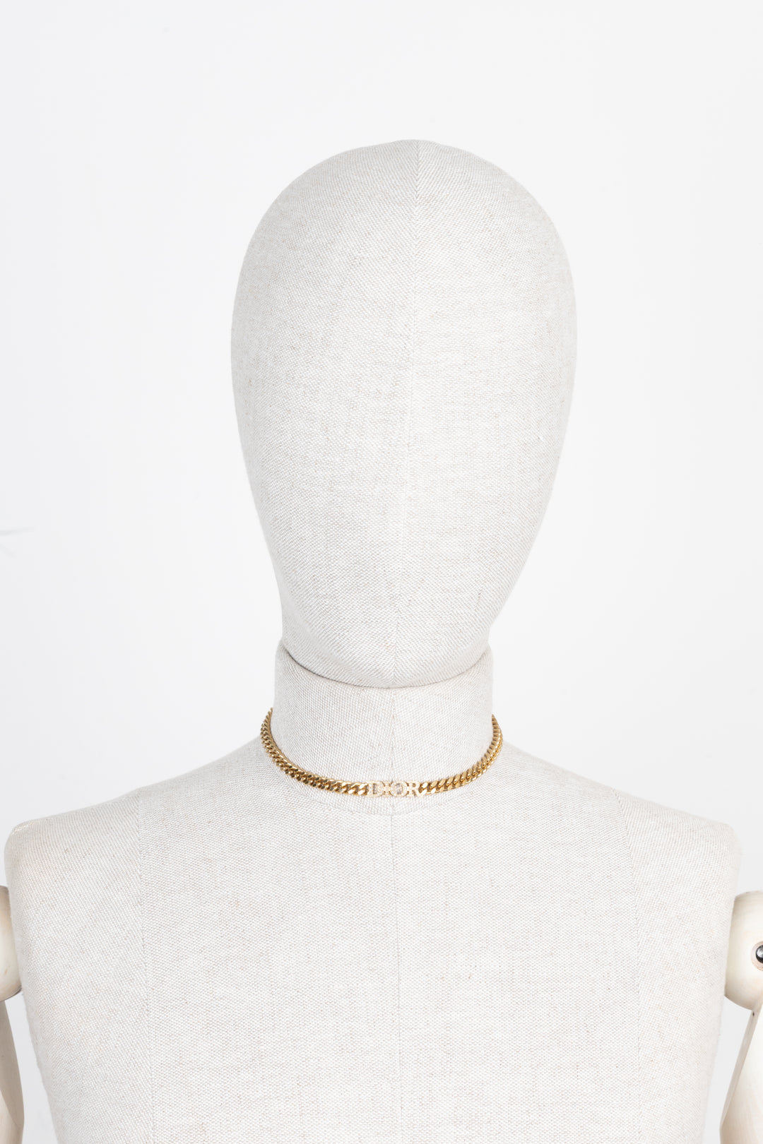 CHRISTIAN DIOR 30 Montaigne Chain Short Necklace Gold