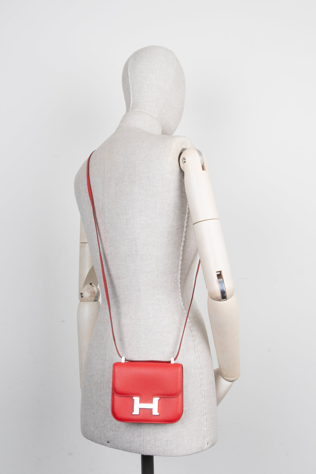 HERMÈS Constance 14 Micro Epsom Rouge de Coeur