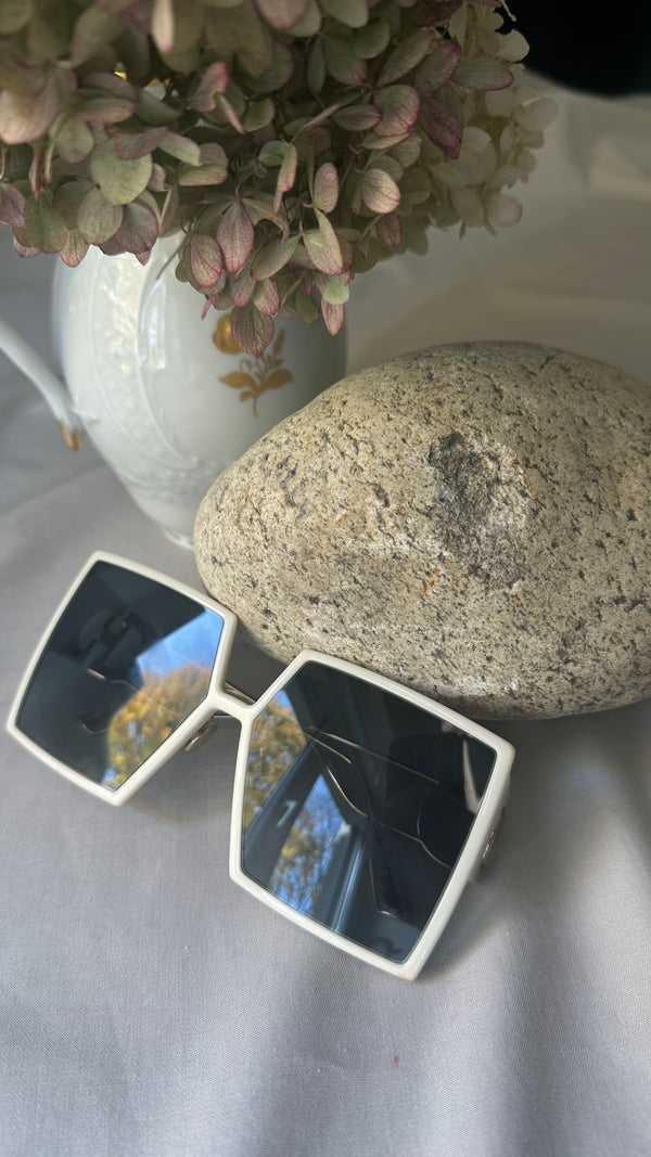 DIOR Rectangular Sunglasses White Gold SZJ1I
