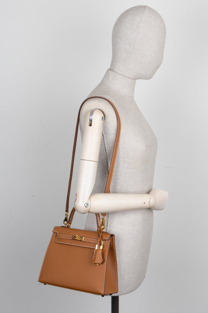 HERMÈS Kelly 25 Sellier Epsom Gold