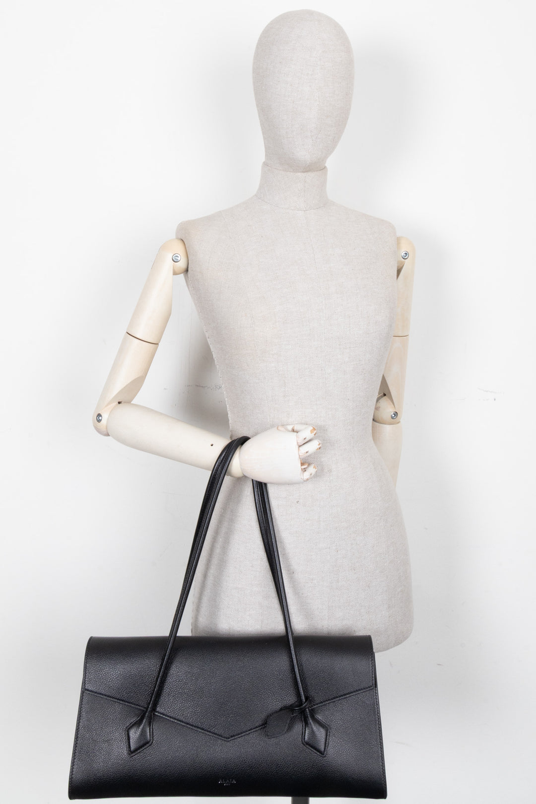 ALAÏA Le Teckel Flap Tote Bag Leather Black