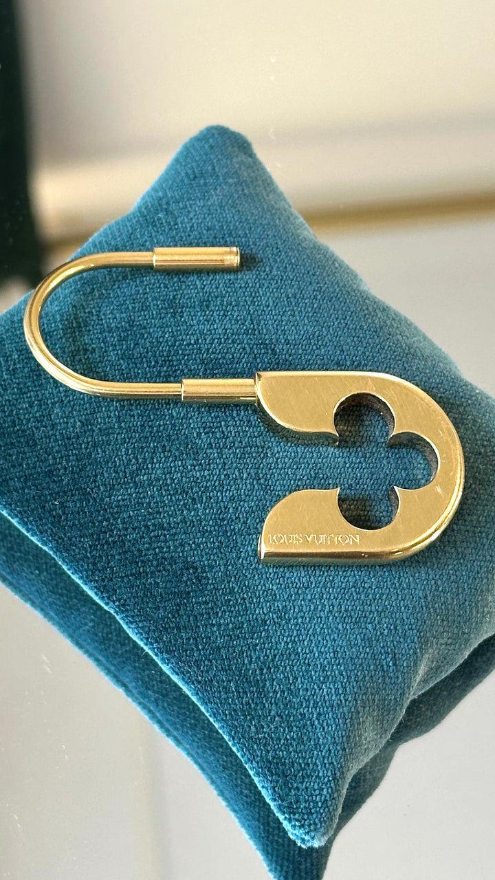 LOUIS VUITTON Safety Pin Bag Charm Gold