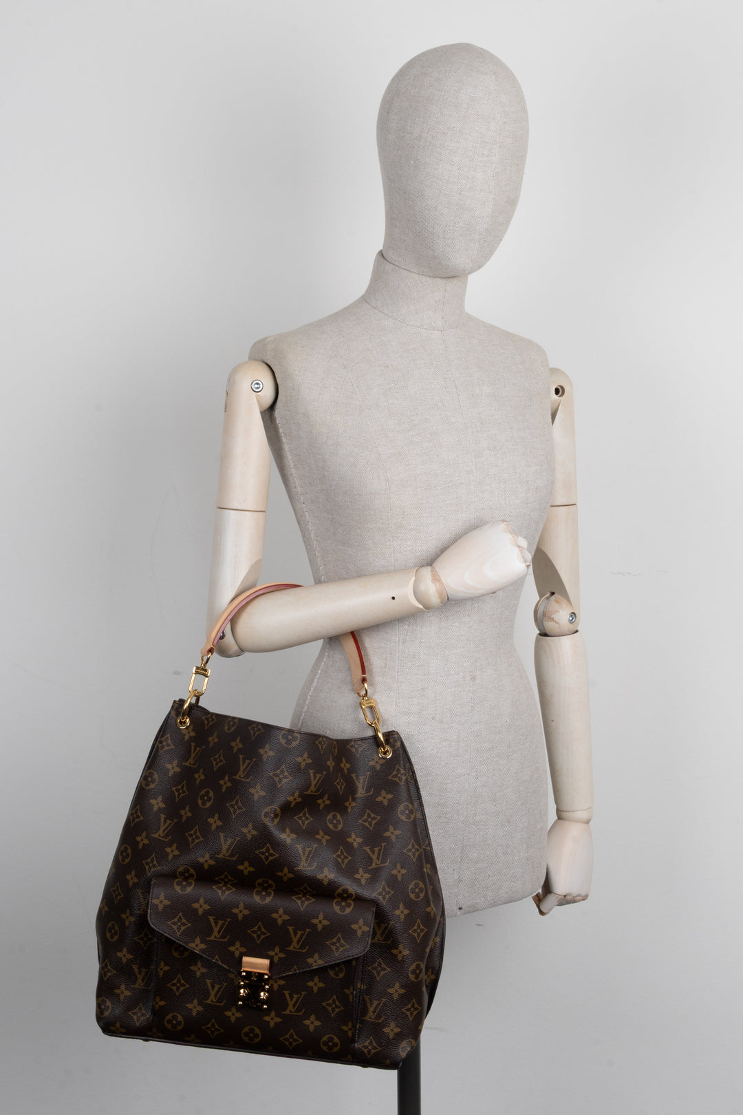LOUIS VUITTON Metis Hobo Bag MNG Canvas