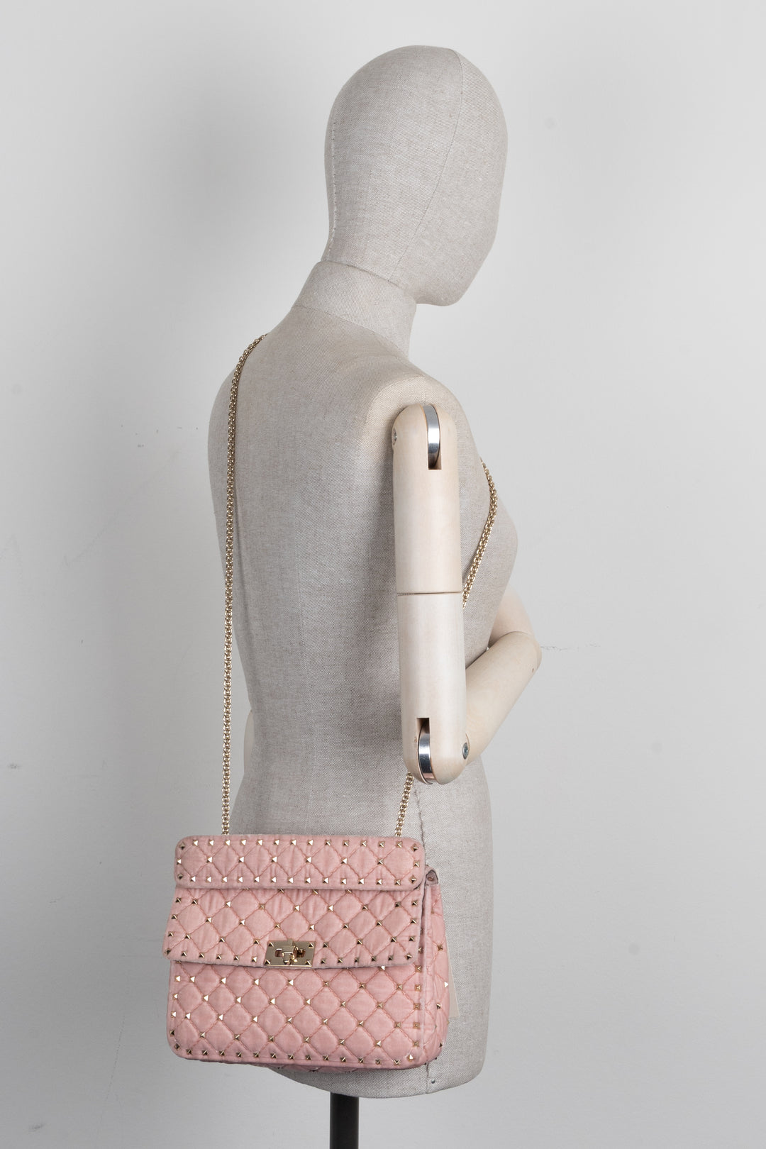 VALENTINO Small Rockstud Spike Bag Velvet Light Pink