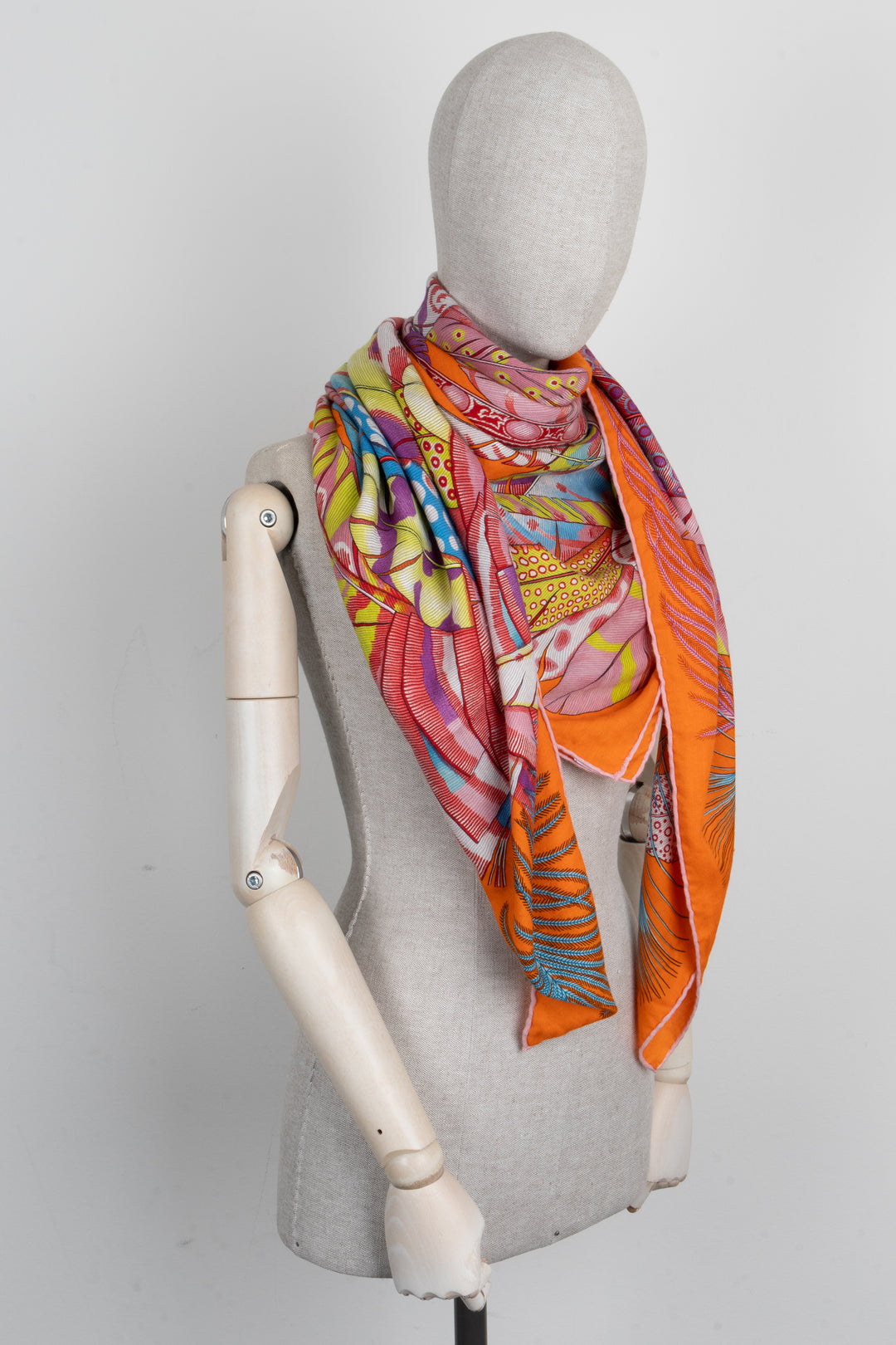 HERMÈS Plumes en Fête Scarf 140 Cashmere Silk Orange