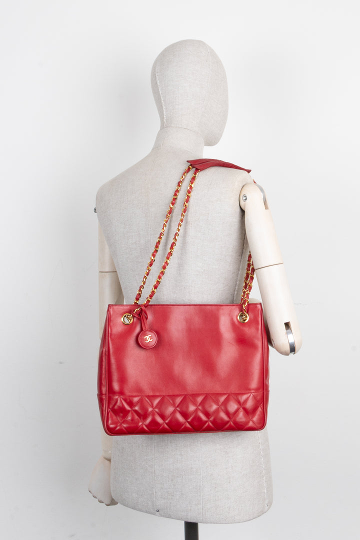 CHANEL Vintage Medallion Shoulder Bag Red