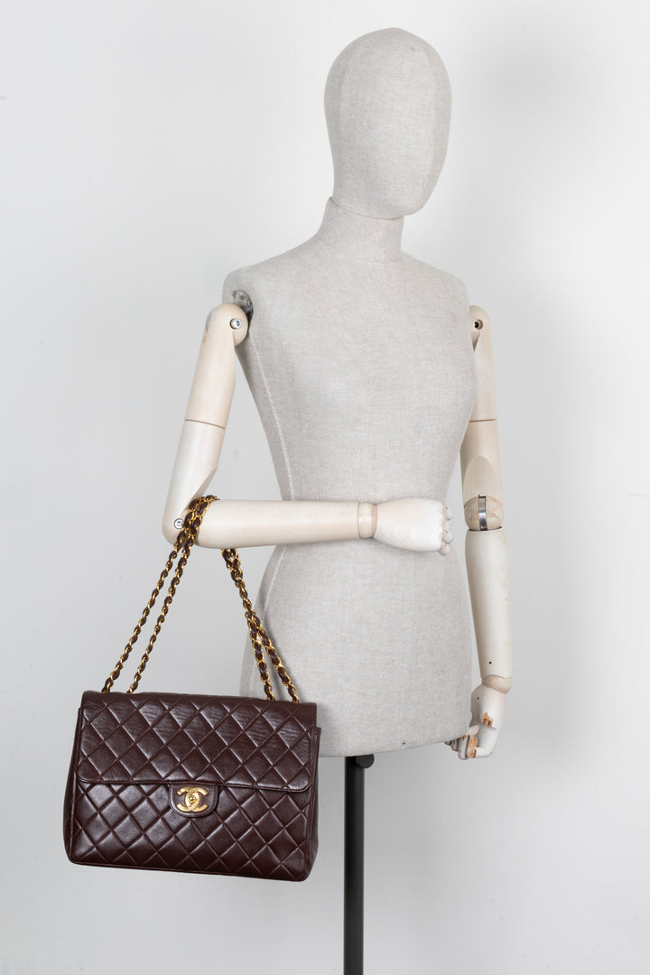 CHANEL Vintage Jumbo Single Flap Bag Burgundy