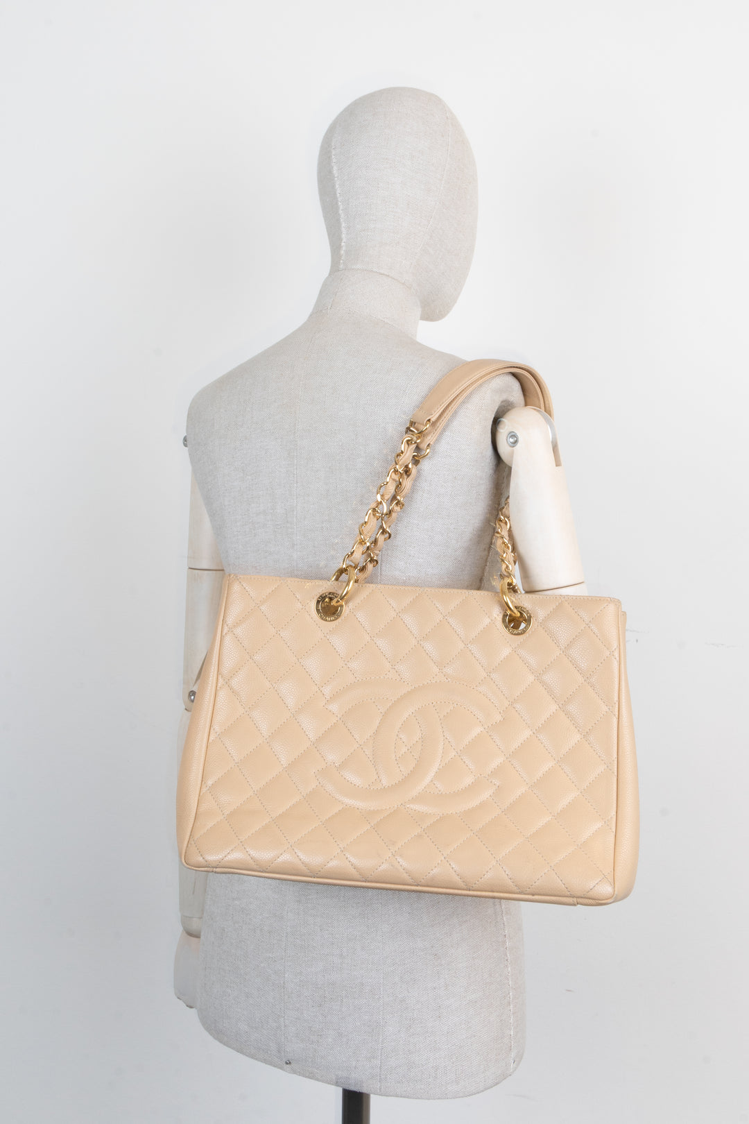 CHANEL GST Tote Bag Beige Caviar