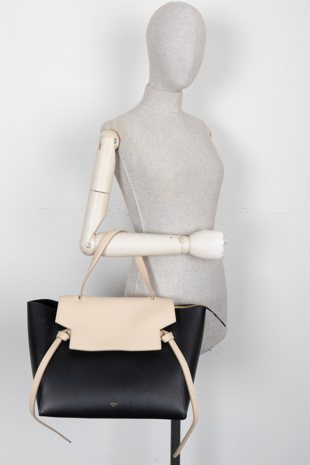 Sac ceinture CELINE Mini crème noir
