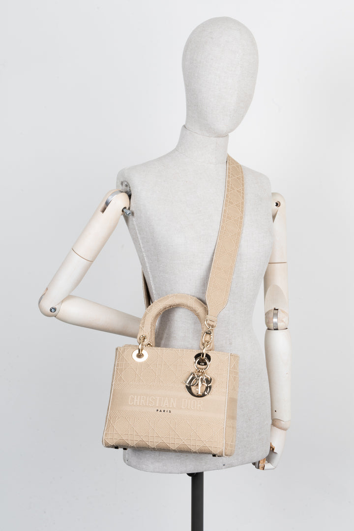 CHRISTIAN DIOR Lady Dior D-Lite Cannage Toile Sable