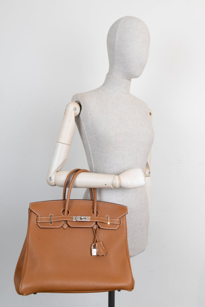 HERMÈS Birkin 35 Retourne Clemence Gold