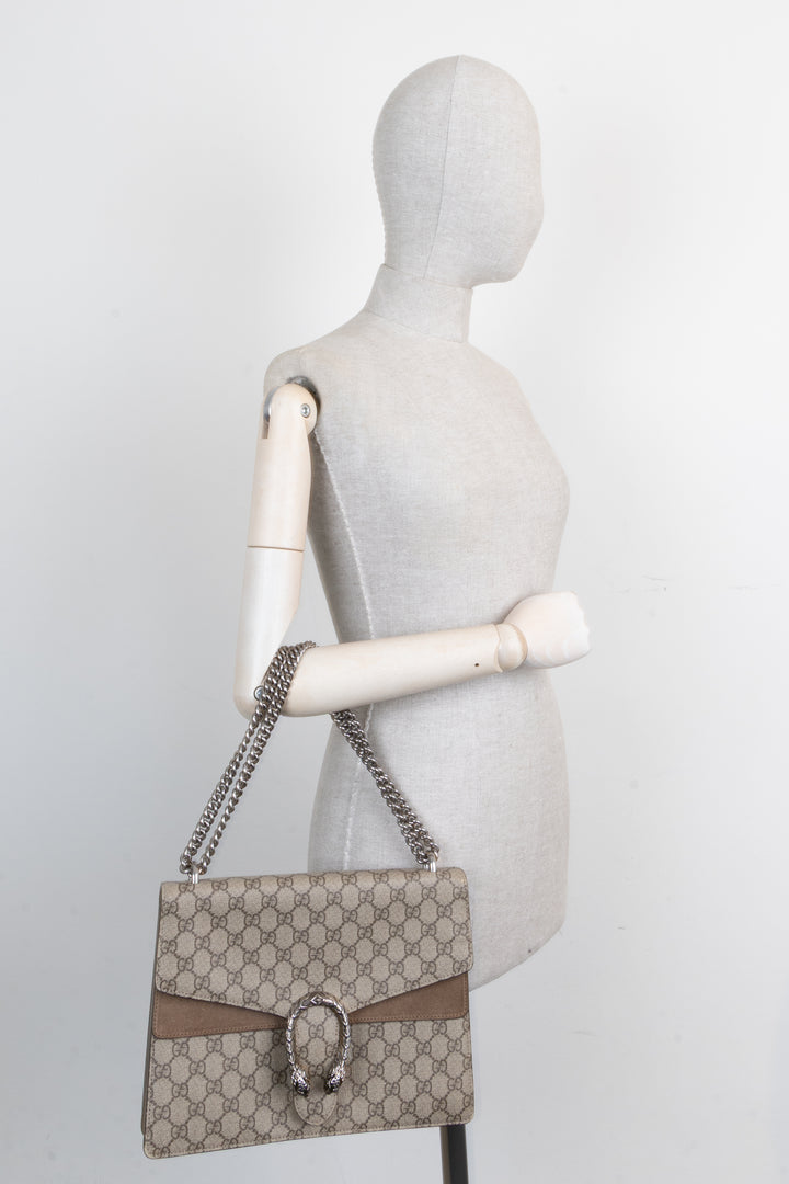 GUCCI Dionysus GG Supreme Bag Medium Brown