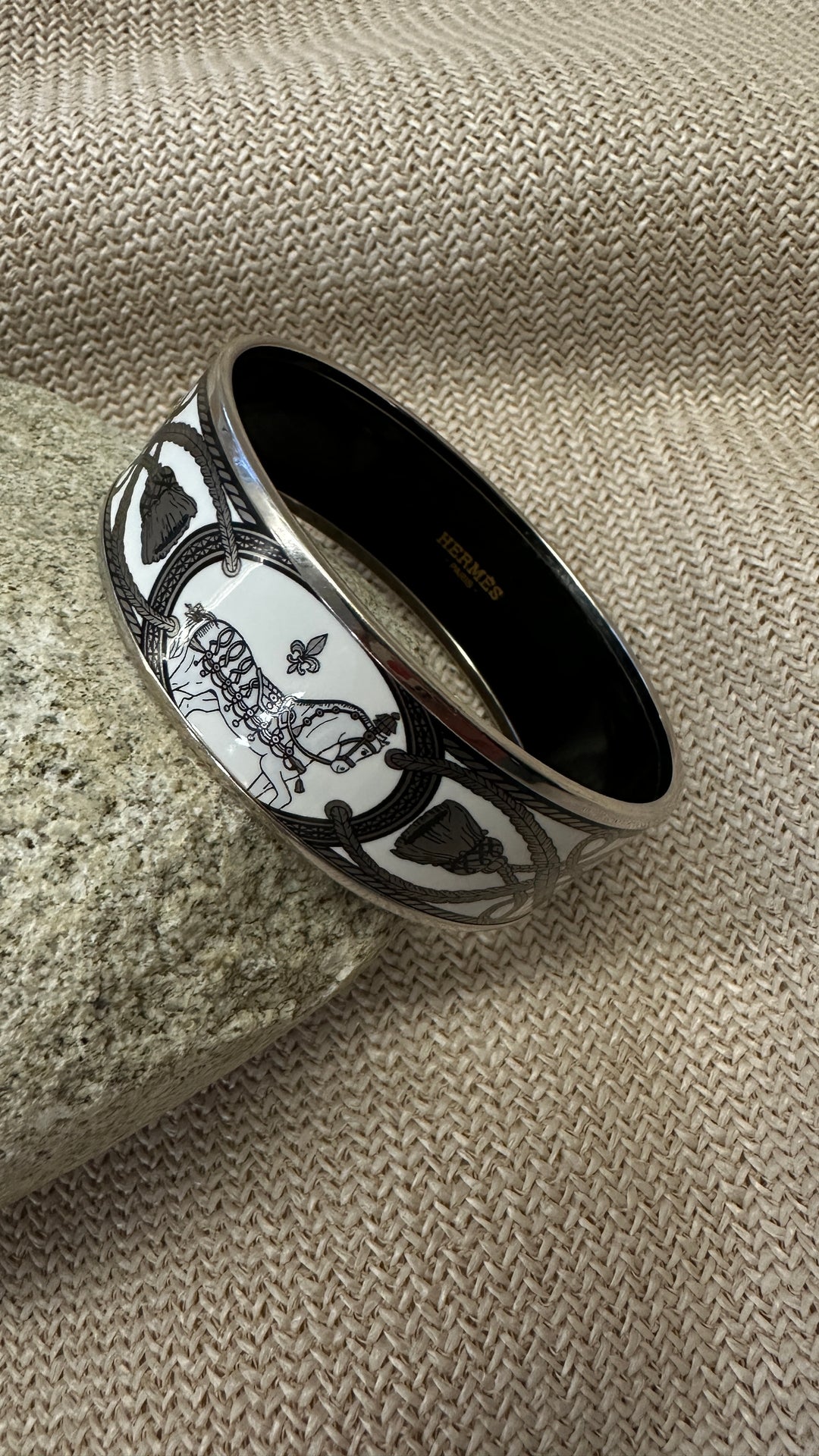 HERMÈS Wide Bracelet Enamel Silver