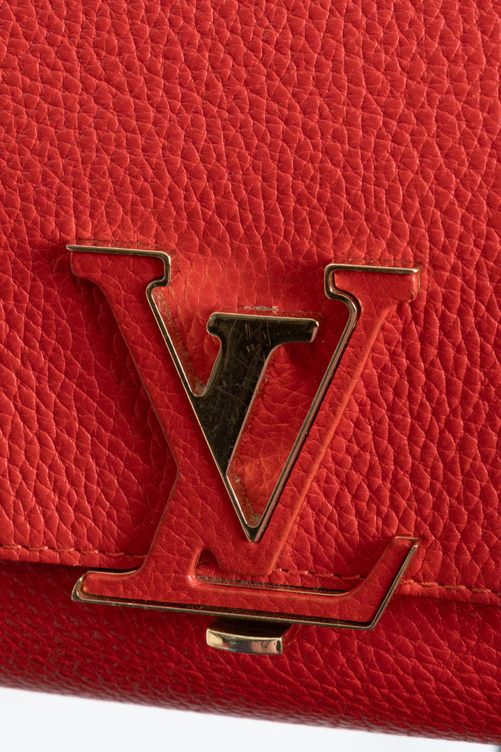 LOUIS VUITTON Sac à bandoulière Volta Taurillon Rouge