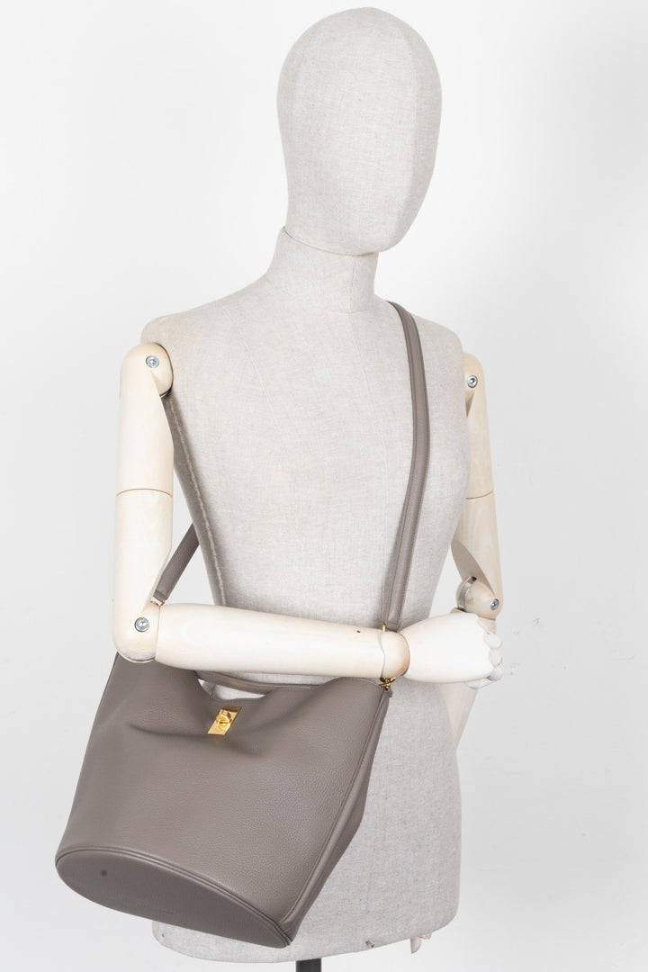CELINE Bucket 16 Bag Leather Pebble