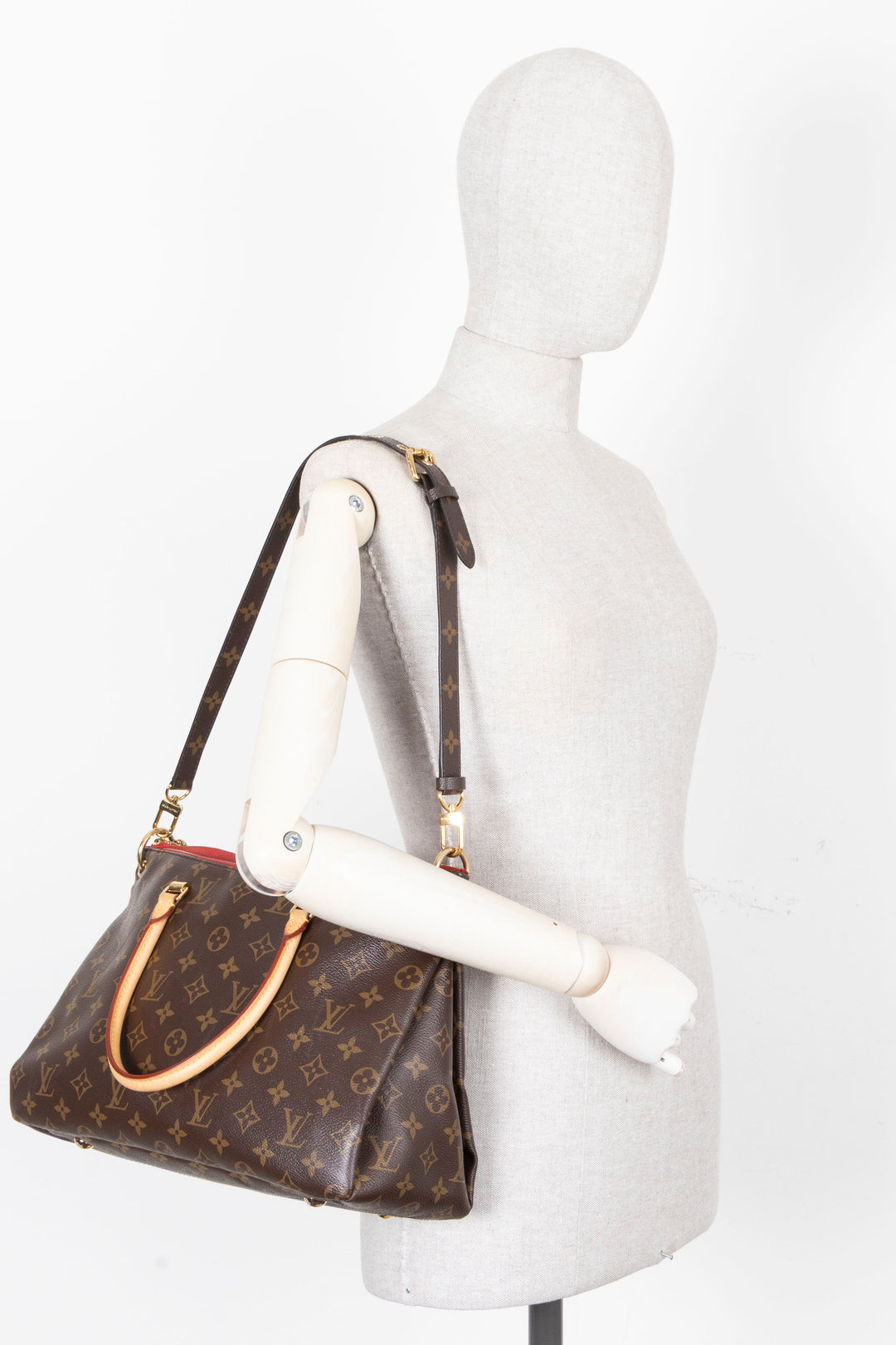 LOUIS VUITTON Pallas Tote MM MNG Red