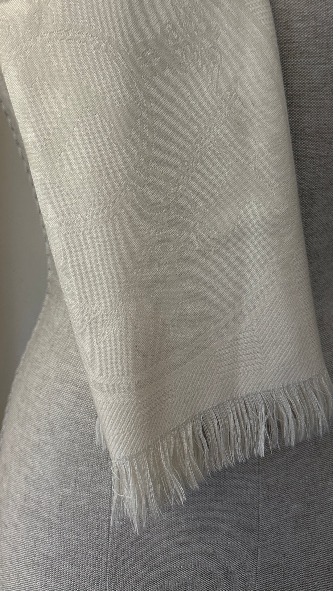 HERMÈS Sellier Scarf Cashmere Ivory