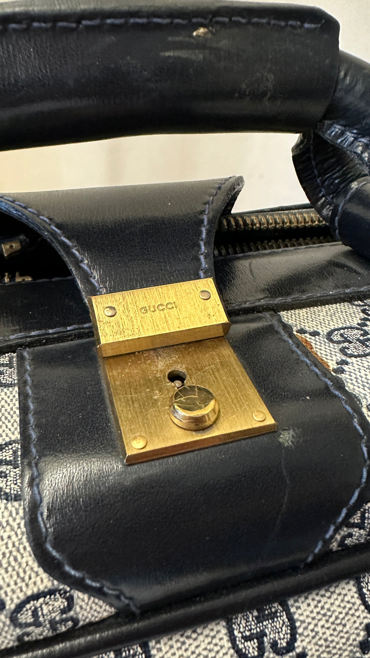 GUCCI 60 Suitcase Supreme Canvas