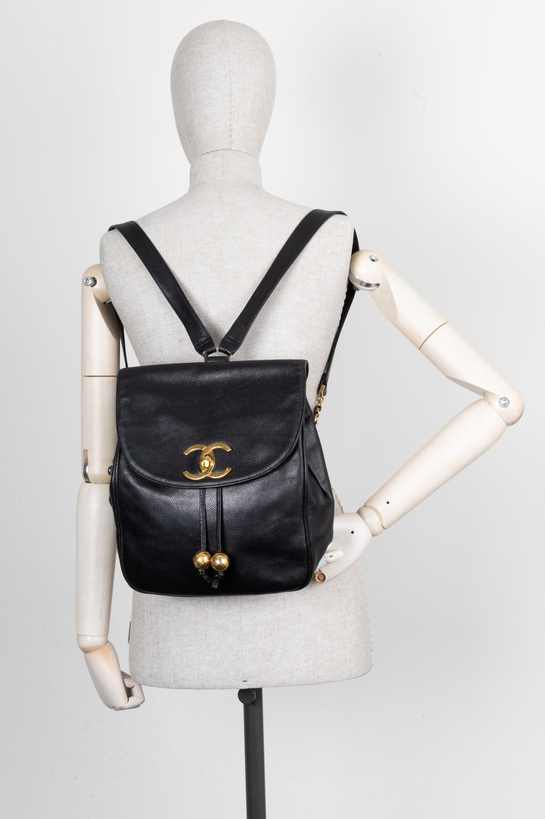 CHANEL CC Backpack Caviar Black