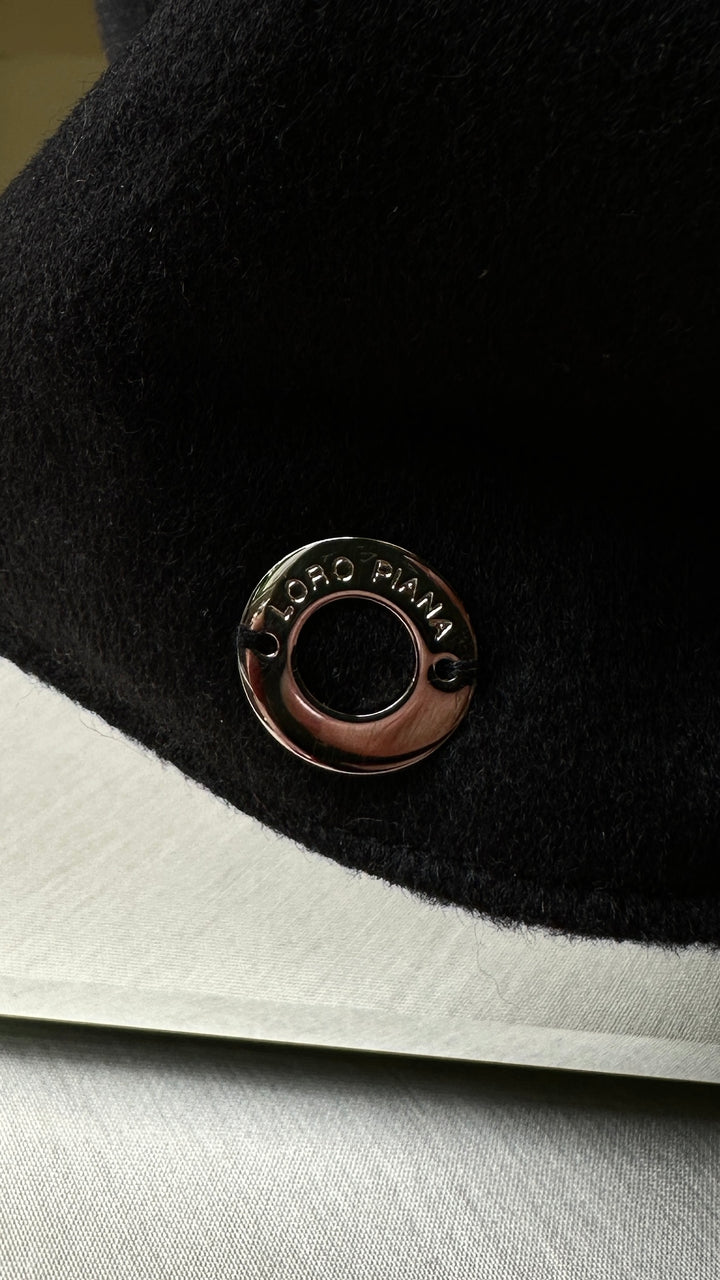 LORO PIANA Cap Cashmere Black