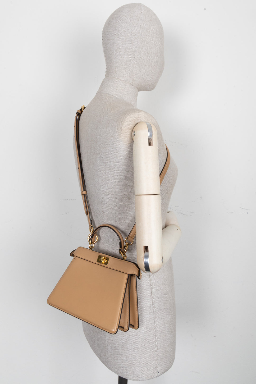 FENDI Peekaboo ISeeU Petite Nappa Honey