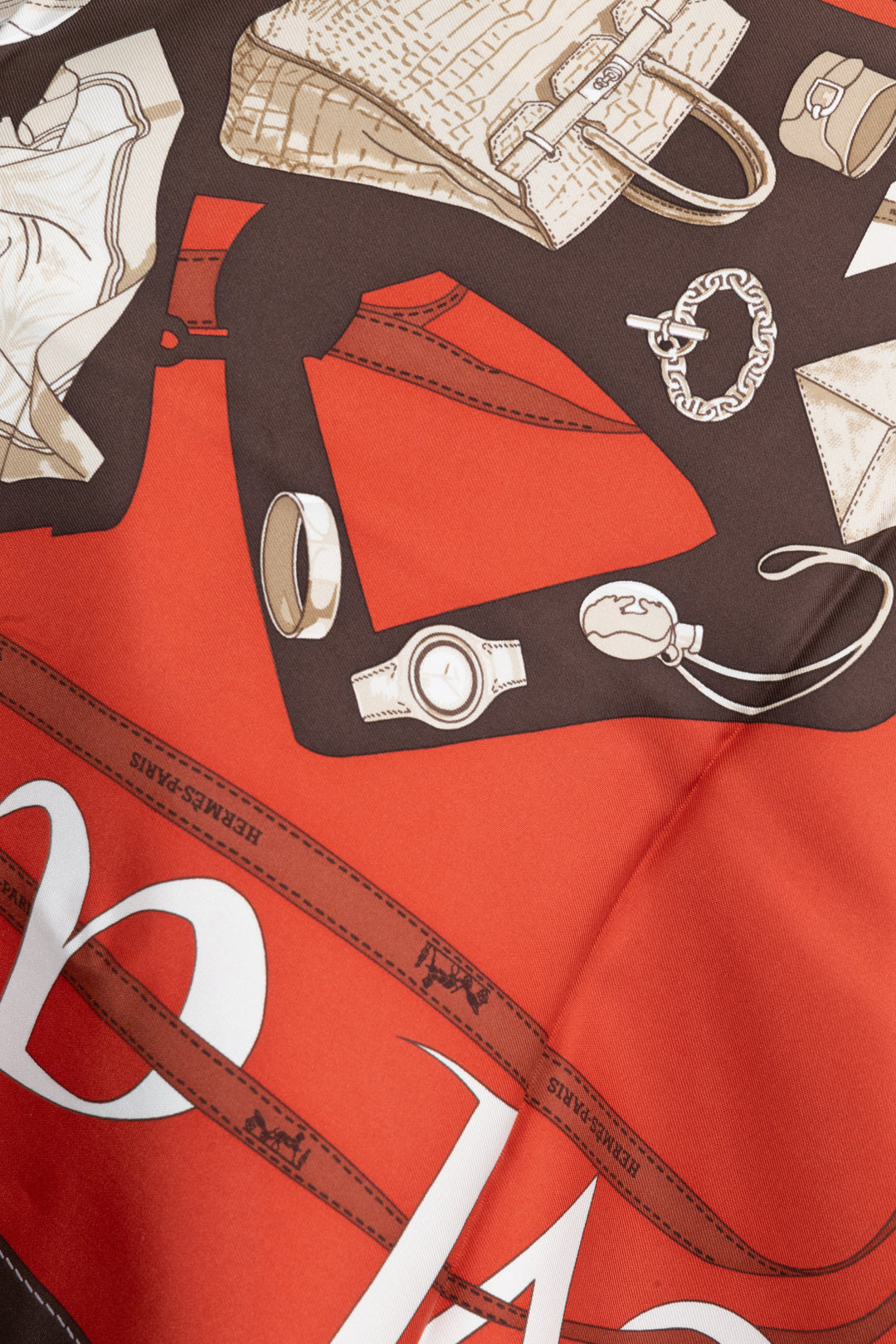 HERMÈS Monsieur & Madame Carré 90 Silk Red Brown