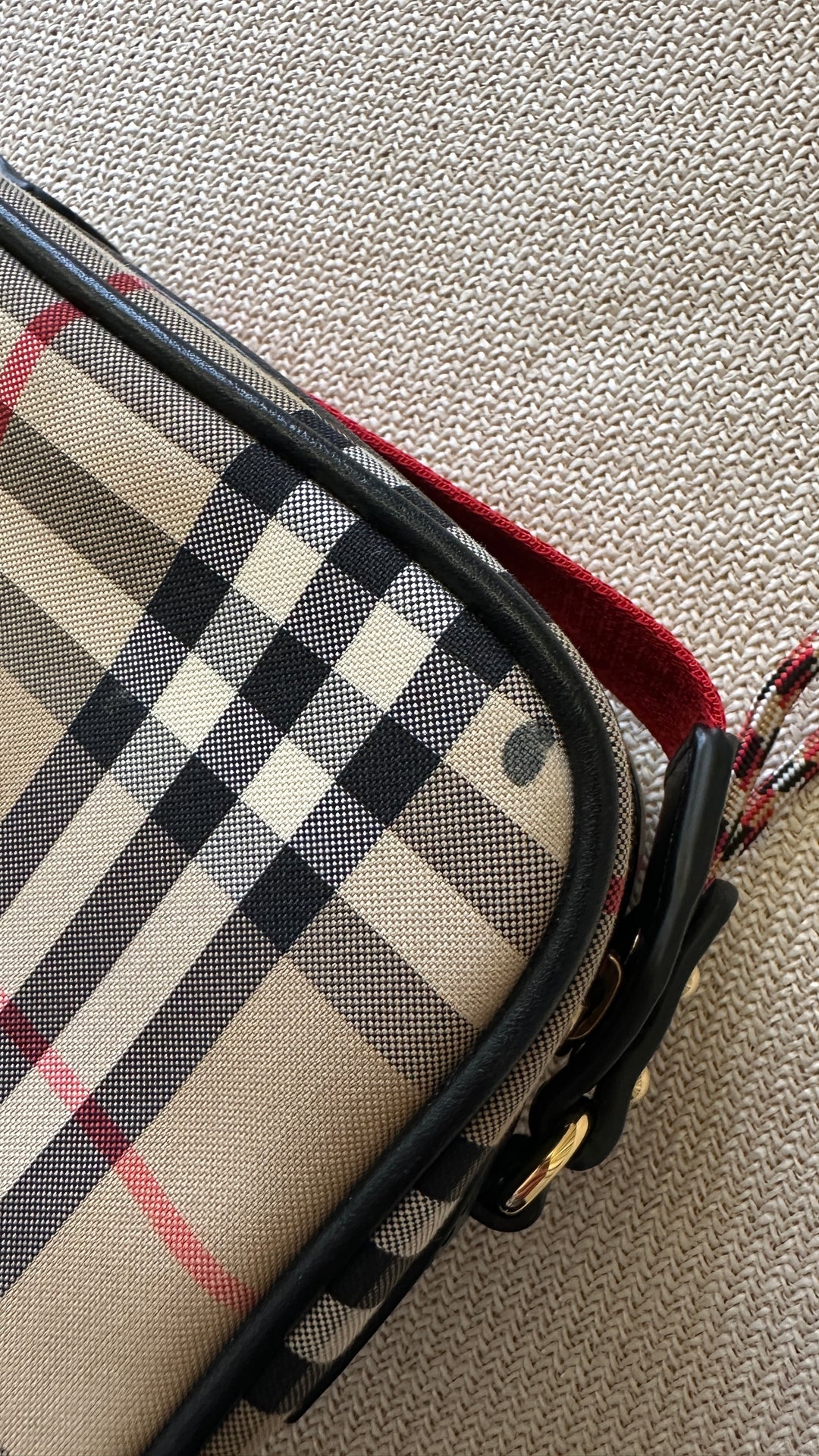 BURBERRY Deer Crossbody Bag Nova Check