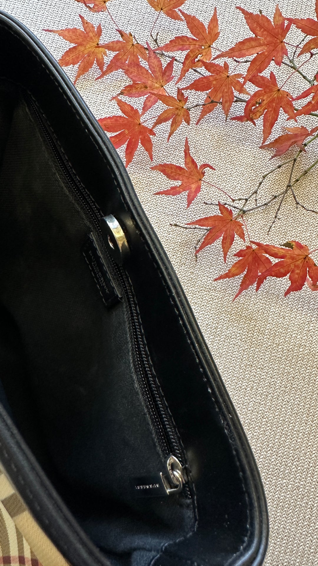 BURBERRY Nova Check Shoulder Bag