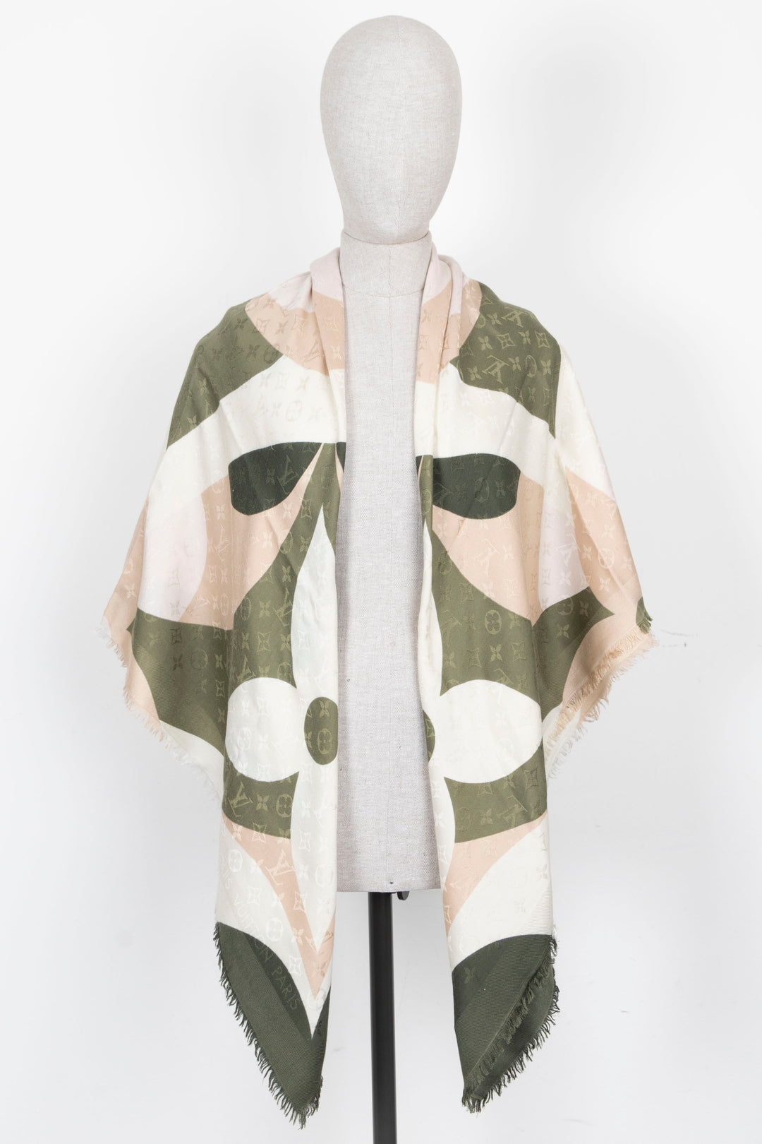 LOUIS VUITTON Kaleidogram Scarf MNG Slik Wool Green Beige
