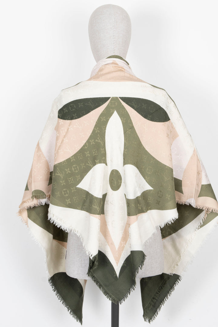 LOUIS VUITTON Kaleidogram Scarf MNG Slik Wool Green Beige