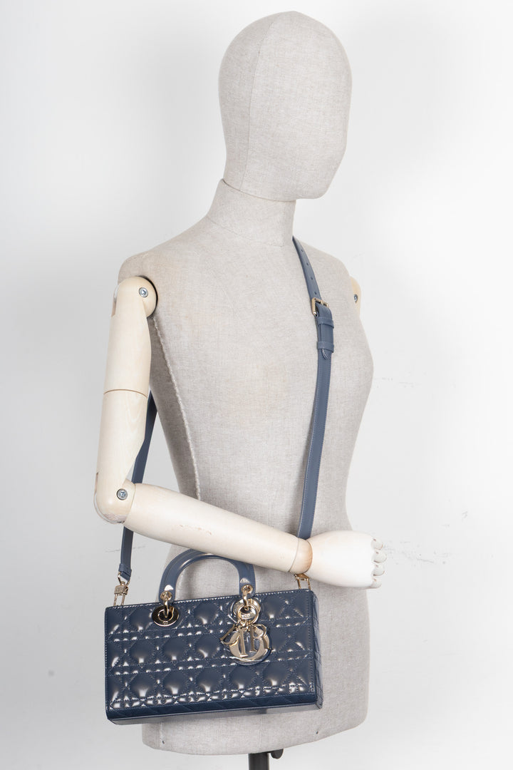 CHRISTAN DIOR Lady D-Joy Moyen Cuir Verni Bleu