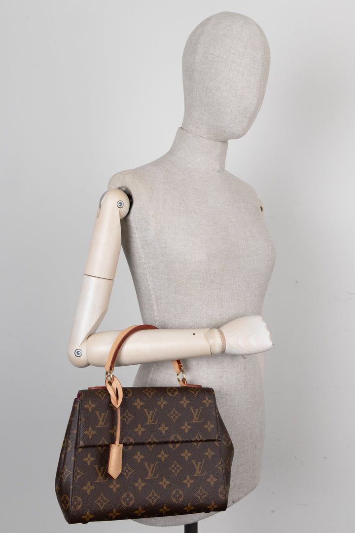 LOUIS VUITTON Cluny PM MNG Canvas
