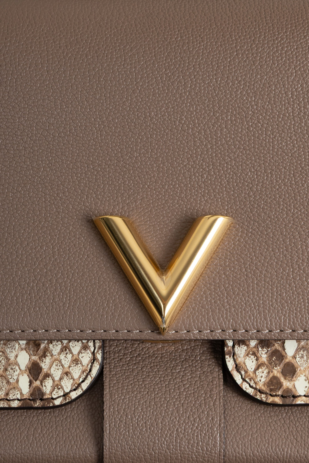 LOUIS VUITTON Very Chain Bag Python Leather Taupe