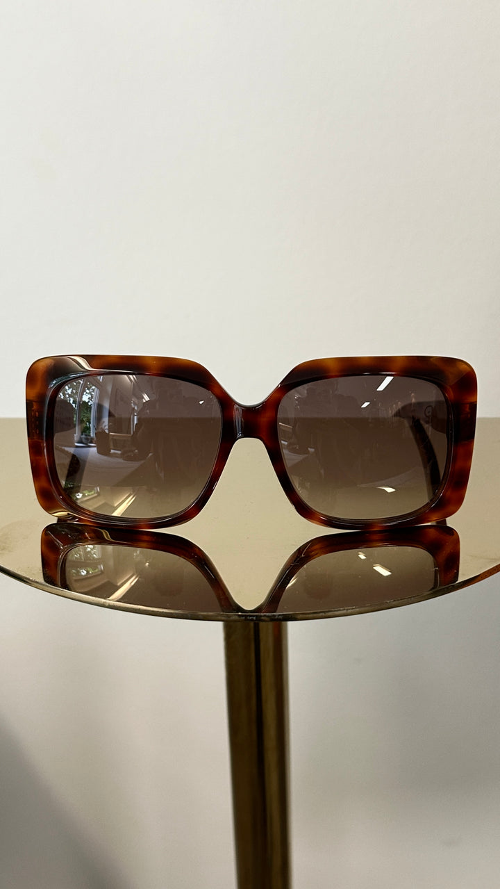 CELINE CL40096I Sunglasses Tortoise