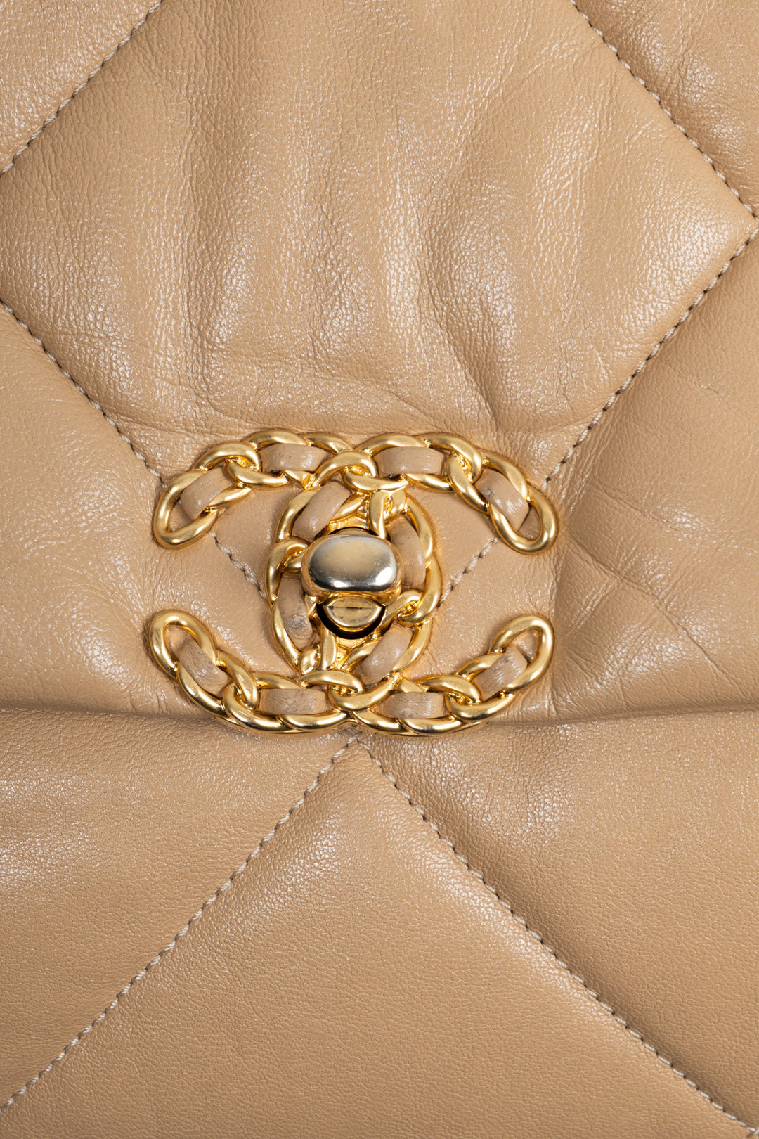 CHANEL 19 Crossbody Bag Medium Beige