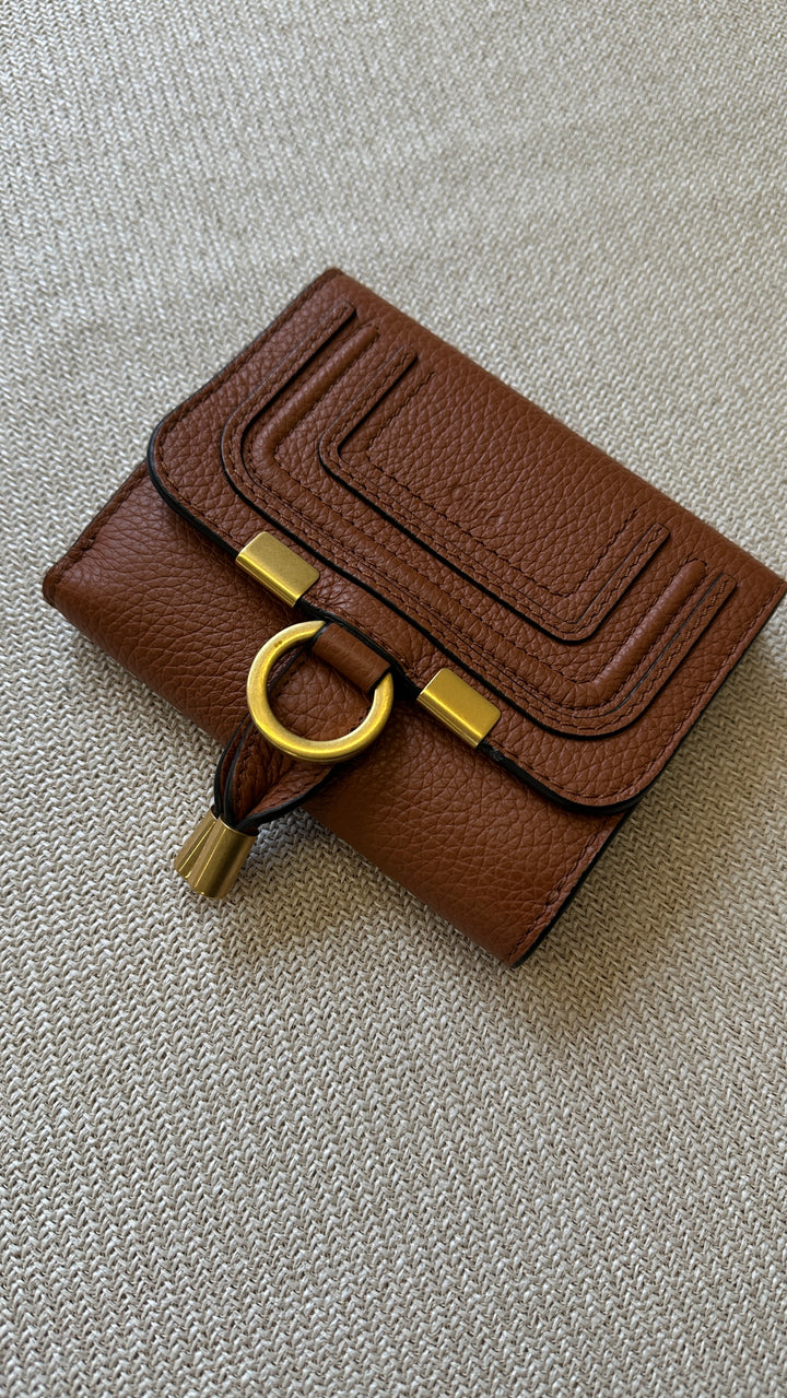 CHLOE Marcie Trifold Wallet Brown
