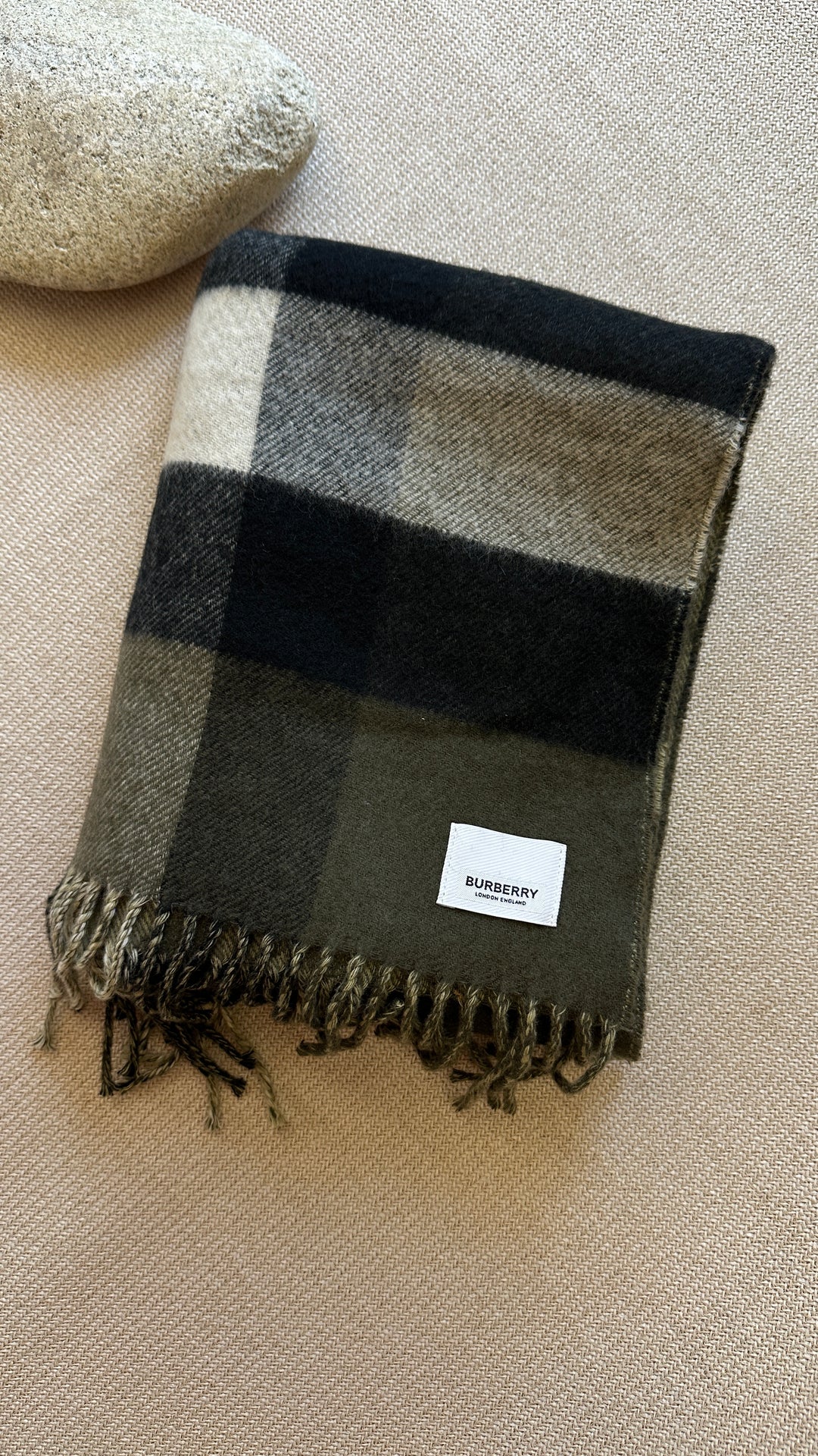 BURBERRY Reversible Fringed Scarf