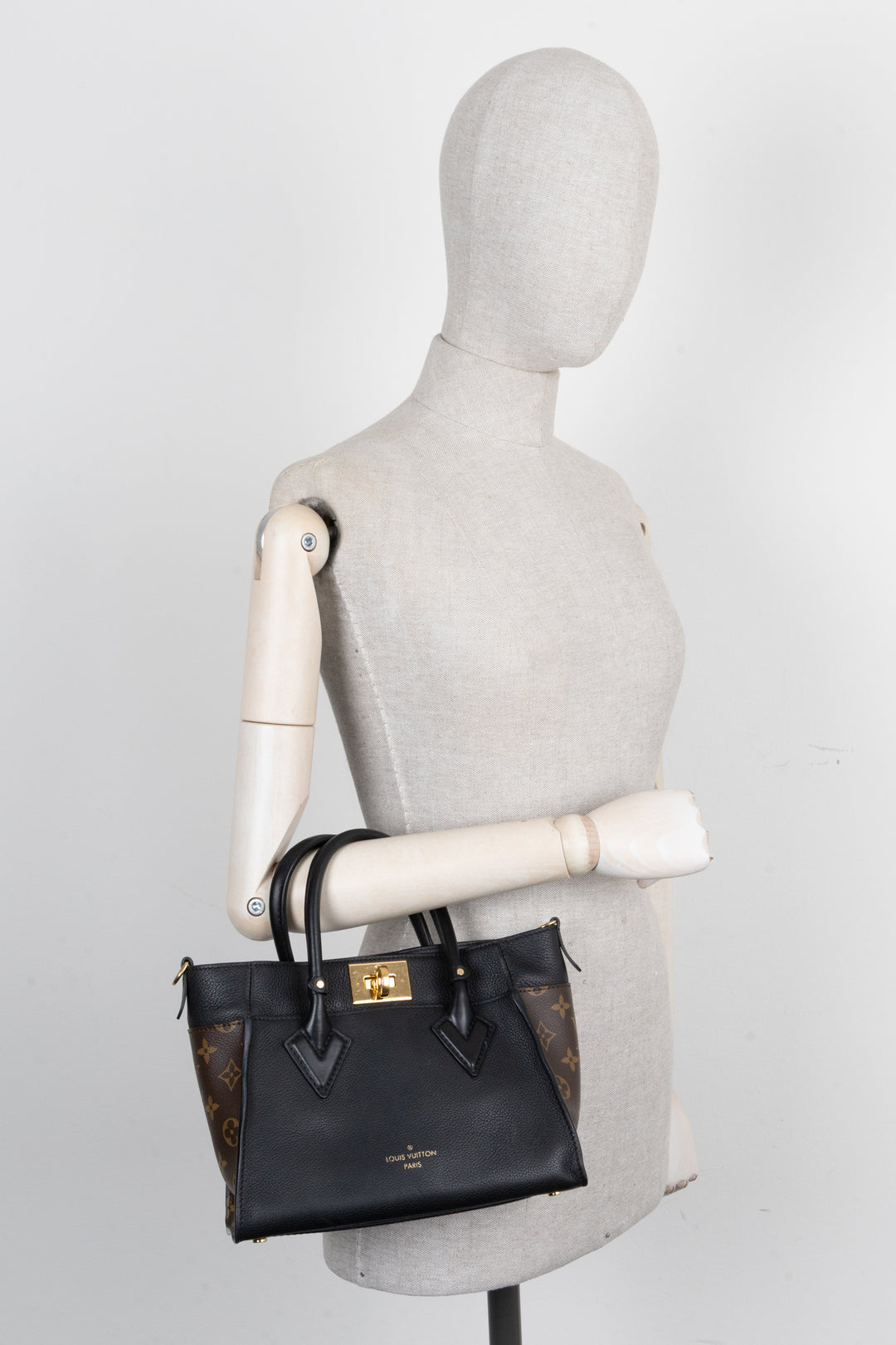 LOUIS VUITTON On My Side PM Bag MNG Canvas