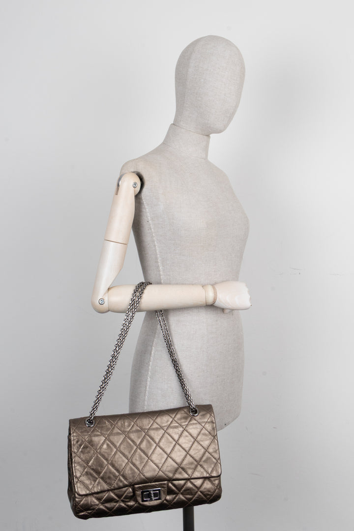 CHANEL 2.55 Large Bronze